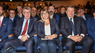 Primo maggio per 'lavoro dignitoso', Landini, Fumarola e Bombardieri a Marghera