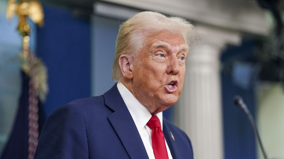 Trump accusa i programmi sulla diversit&agrave; per l'incidente
