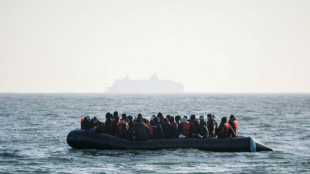 Nouvel accord entre Paris et Londres contre les travers&eacute;es de migrants dans la Manche