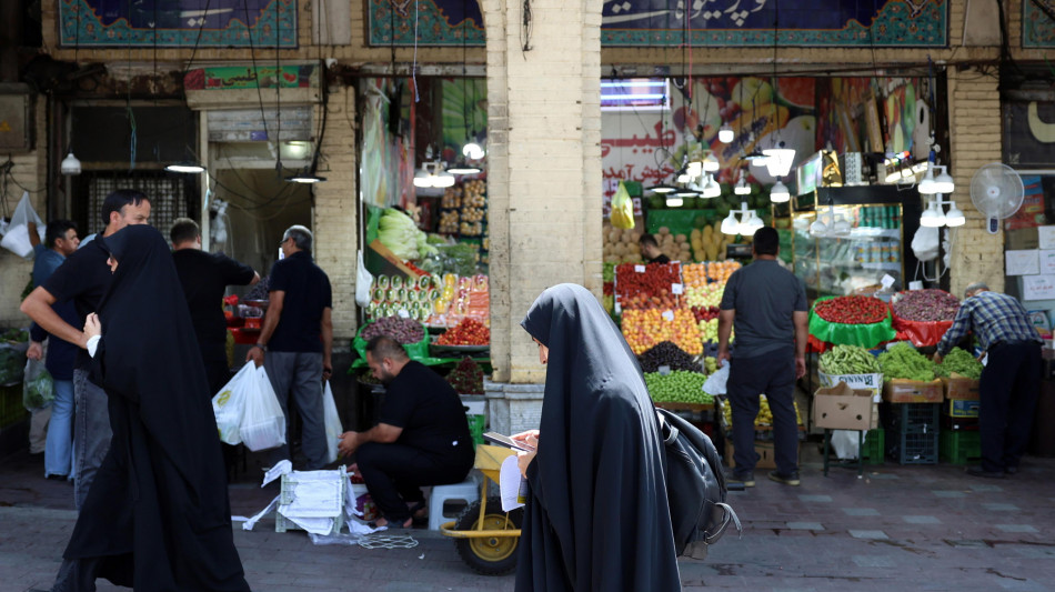 Iran, 'i colloqui con gli europei venerdì 25 a Istanbul'