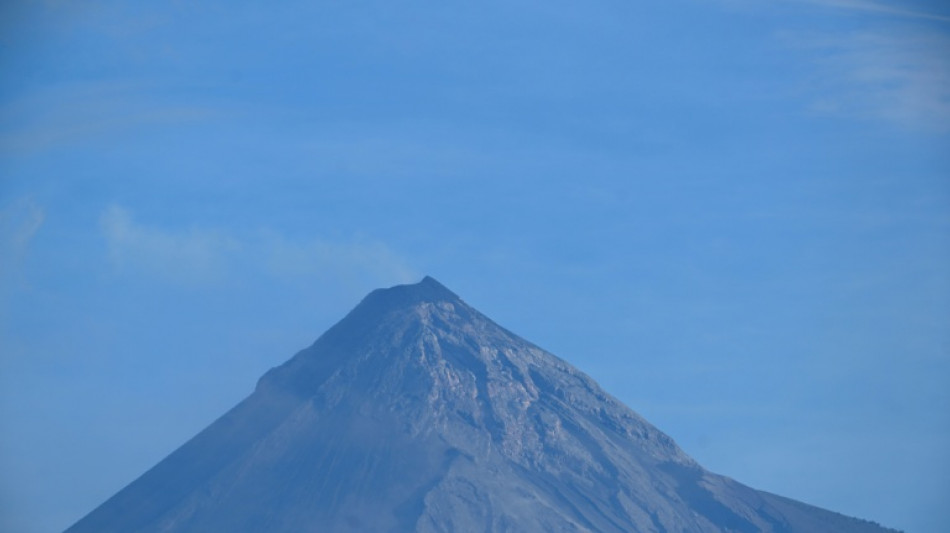 Vulc&atilde;o na Guatemala reduz atividade eruptiva, mas risco continua