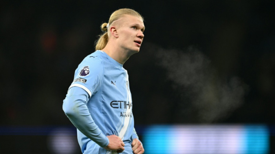 Chelsea arranca empate contra City (1-1); Liverpool e United trope&ccedil;am