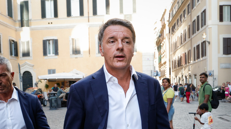 Conte d&agrave; dell'affarista a Renzi che replica