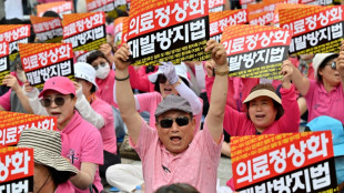 Cor&eacute;e du Sud: des patients manifestent pour exhorter les m&eacute;decins &agrave; cesser leur gr&egrave;ve