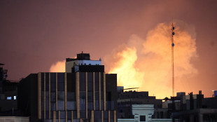 Media Iran, 'raid su commissariato Teheran, civili morti e sotto macerie'