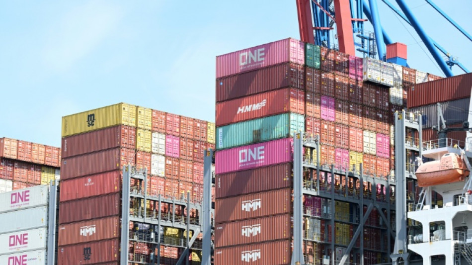 Trumps Zollpolitik: Deutschlands Export&uuml;berschuss im Handel mit USA geschrumpft