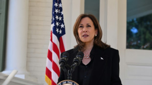 Kamala ataca Trump em meio a pol&ecirc;mica por supostos elogios a Hitler