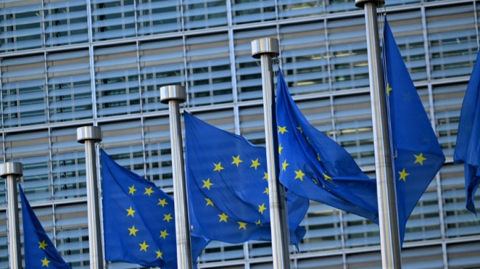 UE propõe fortes tarifas sobre produtos dos EUA