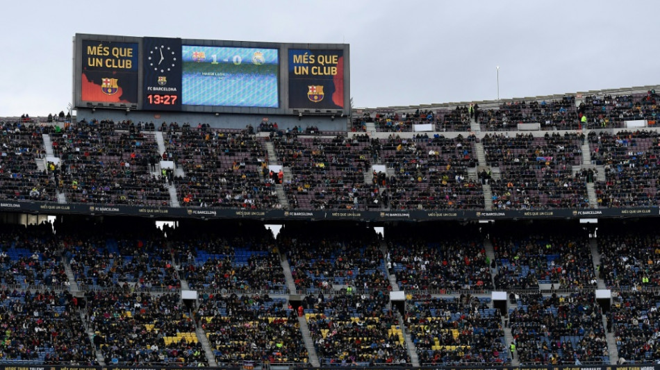 Ausverkauft: W&ouml;lfinnen in Barcelona vor gro&szlig;er Kulisse