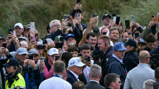 Trump critica a Zelenski y a quienes buscan ralentizar la IA durante su visita a Irlanda
