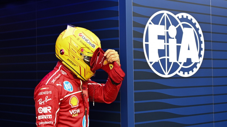 Hamilton choc 'sono inutile, forse Ferrari deve cambiare pilota'