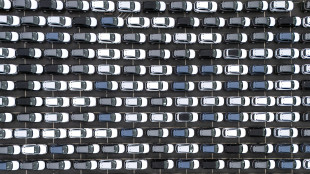 Mercato dell'auto europeo, l'anno chiude con segno positivo (+2,4%)