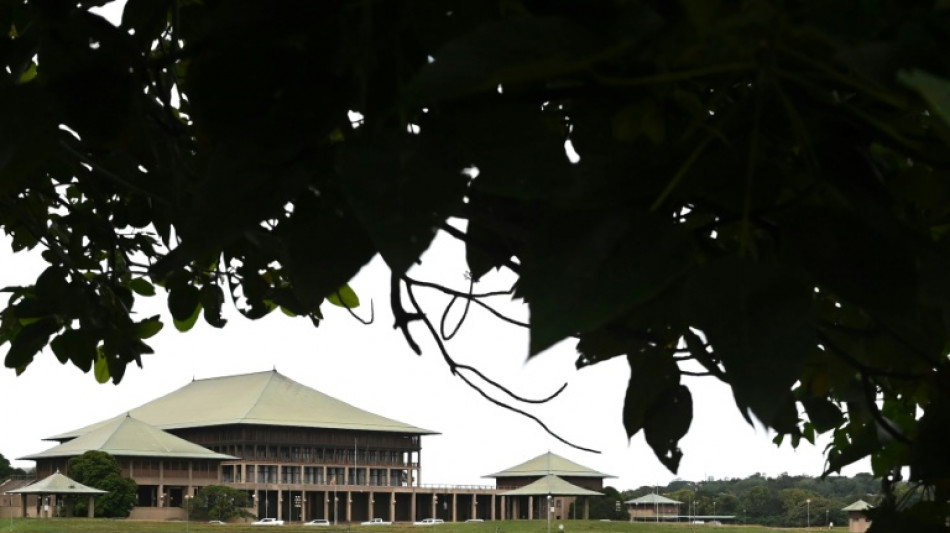 Parlament in Sri Lanka w&auml;hlt Nachfolger von geflohenem Pr&auml;sidenten Rajapaksa