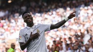 El Real Madrid remonta, gana 4-1 al Mallorca y sigue l&iacute;der