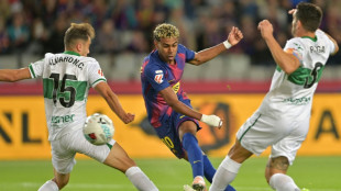 Barcelona se recupera de derrota no Clássico com vitória sobre o Elche