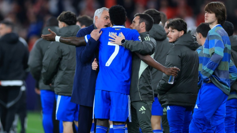 "Racistas s&atilde;o, acima de tudo, covardes", diz Vini sobre Prestianni, do Benfica