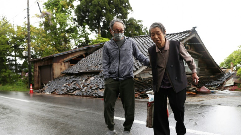 M&uacute;ltiples r&eacute;plicas en Jap&oacute;n tras un terremoto que mat&oacute; a una persona