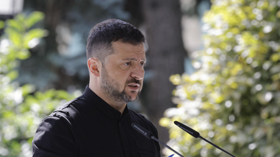 Zelensky, Mosca decida entro luned&igrave; su incontro bilaterale