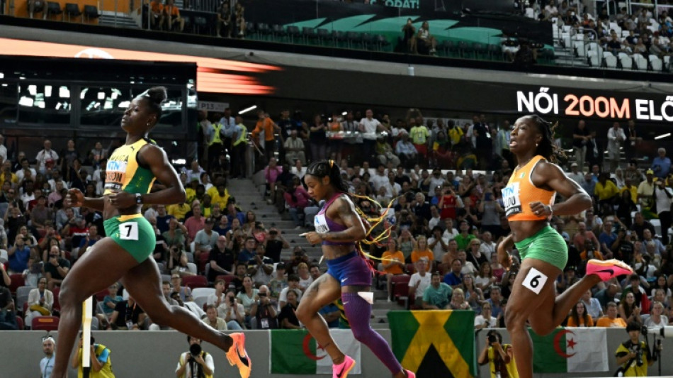 Jackson sends message to double seeking Richardson in 200m