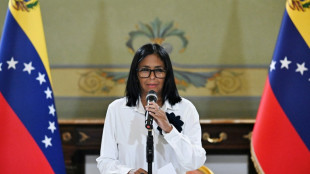 La presidenta encargada de Venezuela llega a Barbados en su segundo viaje internacional