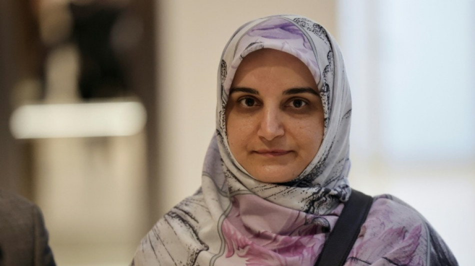 France: l'Iranienne Esfandiari condamn&eacute;e &agrave; un an de prison ferme, annonce faire appel