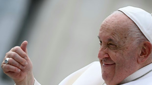 El papa cumple una semana hospitalizado por neumon&iacute;a