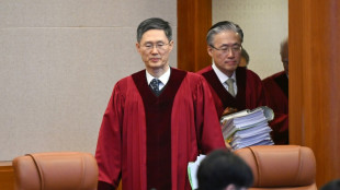 Suspendido presidente surcoreano enfrenta su &uacute;ltima audiencia de destituci&oacute;n