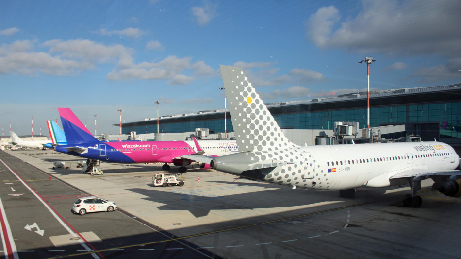 Iata, a ottobre domanda passeggeri aerei cresciuta del 6,6%