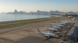 Santos Dumont retoma opera&ccedil;&otilde;es ap&oacute;s acidente e mant&eacute;m 12 cancelamentos