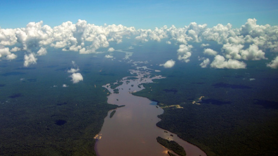 Le Venezuela pr&ecirc;t &agrave; "r&eacute;cup&eacute;rer" l'Essequibo &agrave; un Guyana "vigilant"