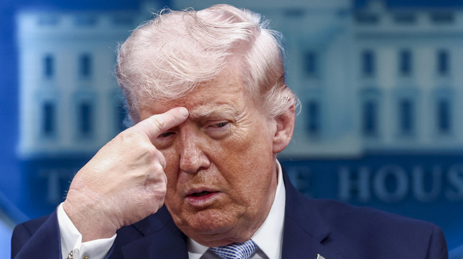 Casa Bianca, 'Trump ancora pensa al ritiro dalla Nato, ne parler&agrave; con Rutte'