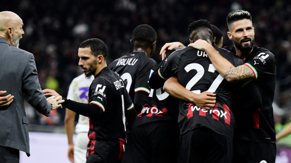 Italie: derri&egrave;re le fringant Naples, l'AC Milan &agrave; la peine, la Juve brille