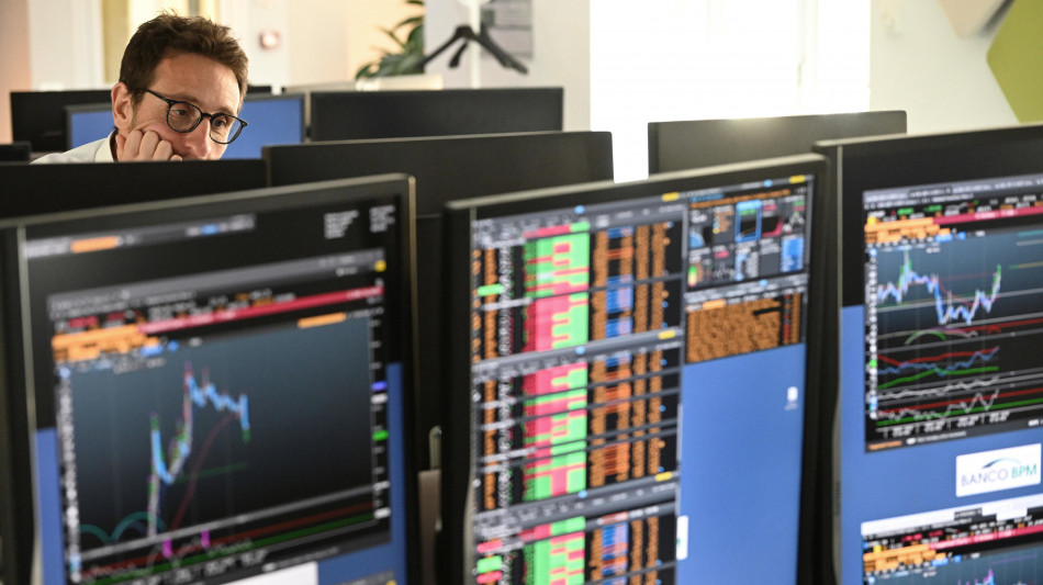 Borsa: l'Europa in rosso guarda al Medioriente, a Milano corre Eni