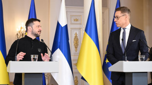 Zelensky, 'da Mosca segnali negativi sugli incontri'