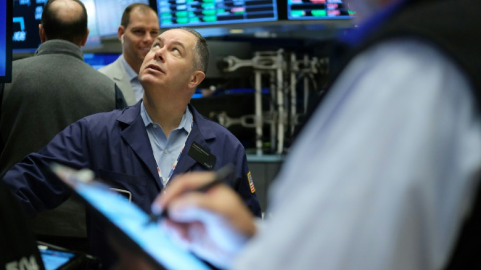 Wall Street en ordre dispers&eacute;, cherche un second souffle