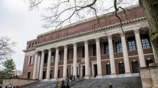 Universidad de Harvard demanda al gobierno de Trump por recortes en financiación