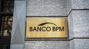 Borsa: Banche caute in Piazza Affari, il risiko non muove il mercato