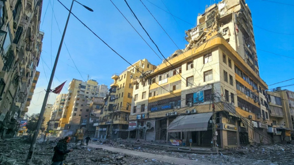 Trump afirma que s&oacute;lo una "rendici&oacute;n incondicional" de Ir&aacute;n pondr&aacute; fin a la guerra