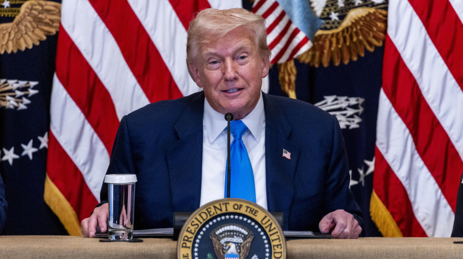 Trump, 'i dazi rendono gli Usa di nuovo grandi e ricchi'