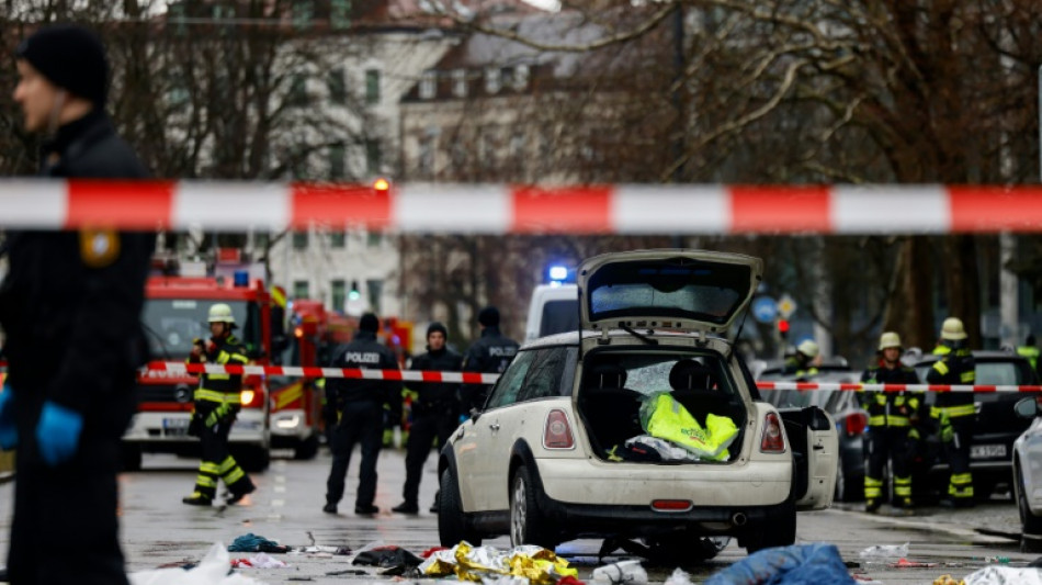 30 Verletzte bei mutma&szlig;lichem Autoanschlag auf Gewerkschaftsdemonstration in M&uuml;nchen