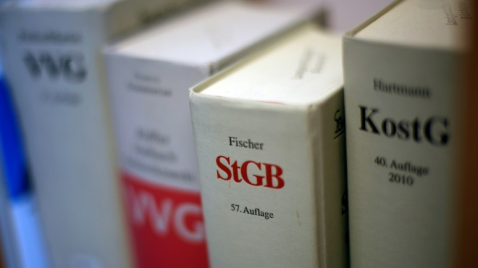 Mehrj&auml;hrige Haft in Stuttgart wegen IS-Mitgliedschaft und Erpressung von Journalisten