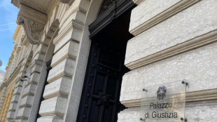 Violenza su alunna 11enne, chiesto il processo per un prete