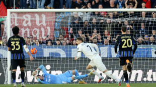 Benedyvczak su rigore, il Parma vince a Pisa