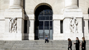 Borsa: Milano chiude in rialzo, Ftse Mib +0,6%