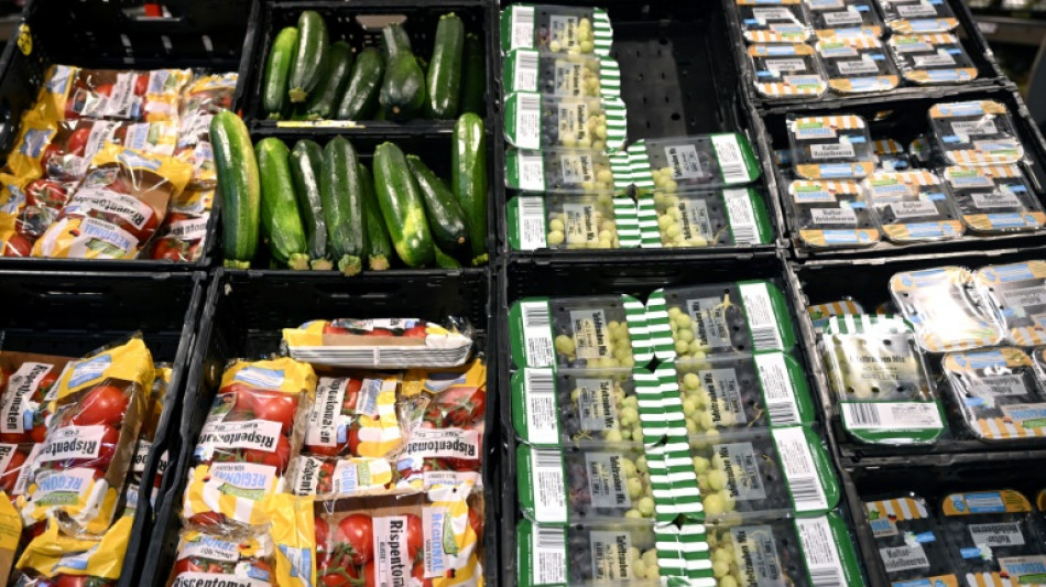 Dienstleistungen deutlich verteuert - Lebensmittelpreise steigen langsamer