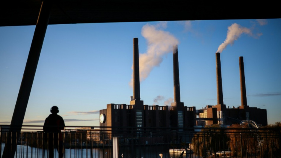 Bleak end to the year as German business morale drops