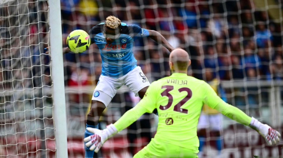 Osimhen and Kvaratskhelia continue Napoli's title march at Torino