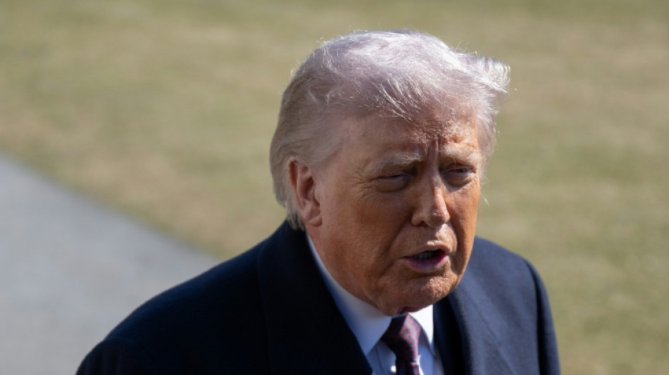 Trump &auml;u&szlig;ert sich unzufrieden &uuml;ber Iran-Gespr&auml;che und l&auml;sst Milit&auml;reinsatz weiter offen