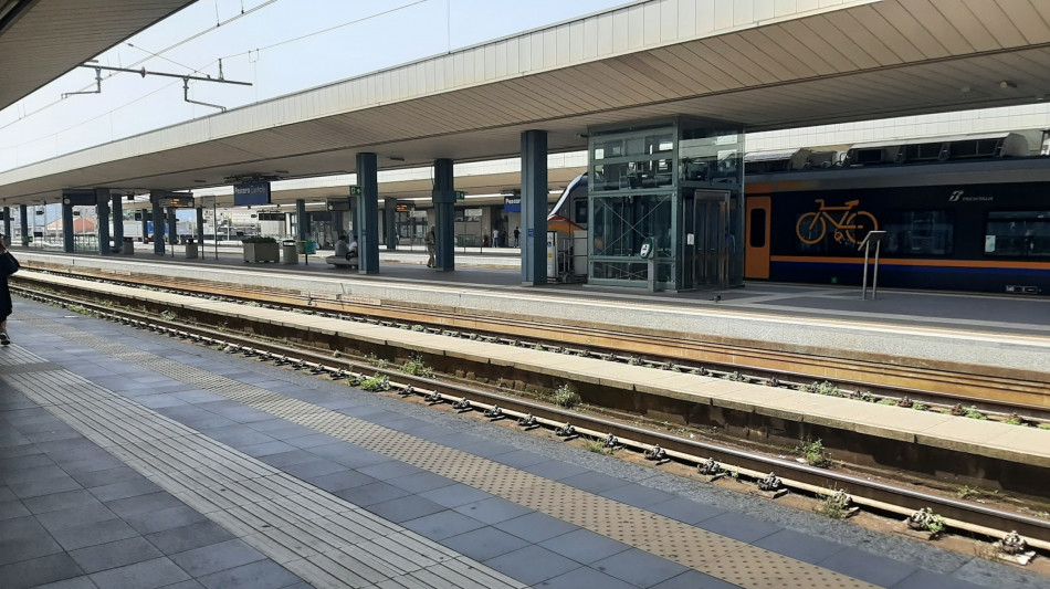 Frana in Molise, riaperta la linea ferroviaria adriatica