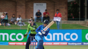 Fluent Mandhana moves India closer to World T20 semi-finals